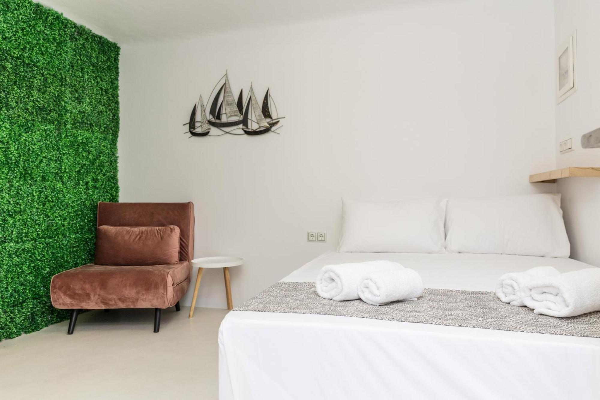 Naxos Downtown Apartments & Suites Naxos City Zimmer foto